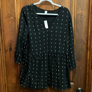 Old Navy NWT Large Tall Black Babydoll Long-Sleeved V-Neck Top